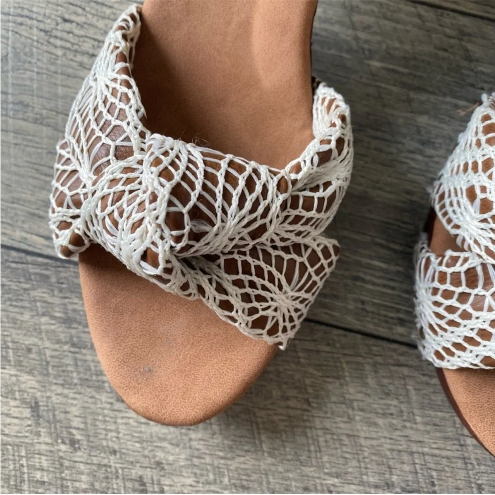 NWT Korks Natalia Cream Crochet Lace Sandals Heel Platform Brown Tan Leather 11